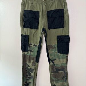 Men's Dual-Tone Cargo Pants